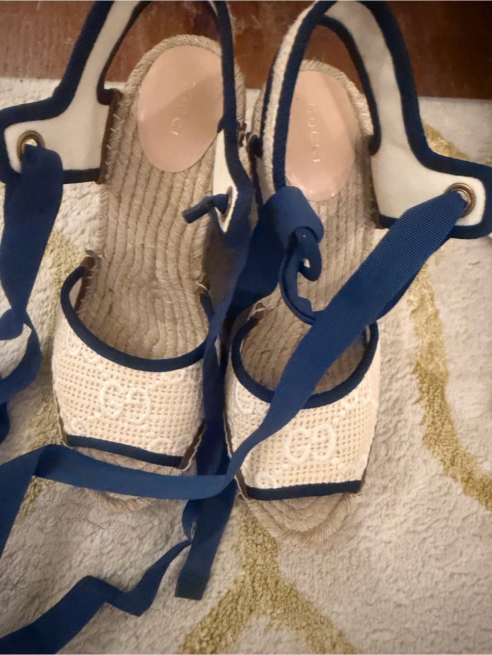 Brand NEW GUCCI Grosgrain Trimmed Crochet Wedge Espadrille size 41